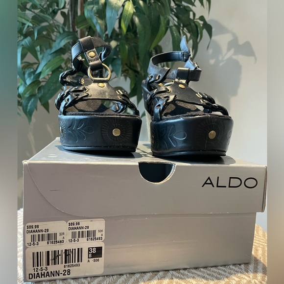 Black Leather Espadrille Wedges. Size 7 (Euro 38) - Picture 7 of 7